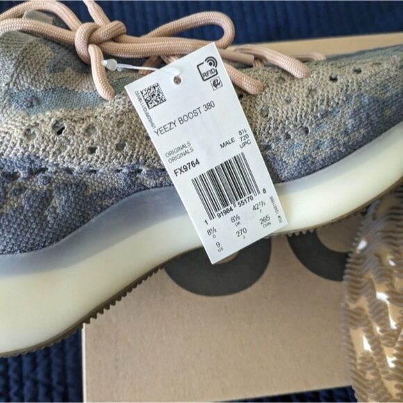 Adidas Yeezy Boost 380 Mist Men 9 FX9764 new in box 122025 - Picture 11 of 11